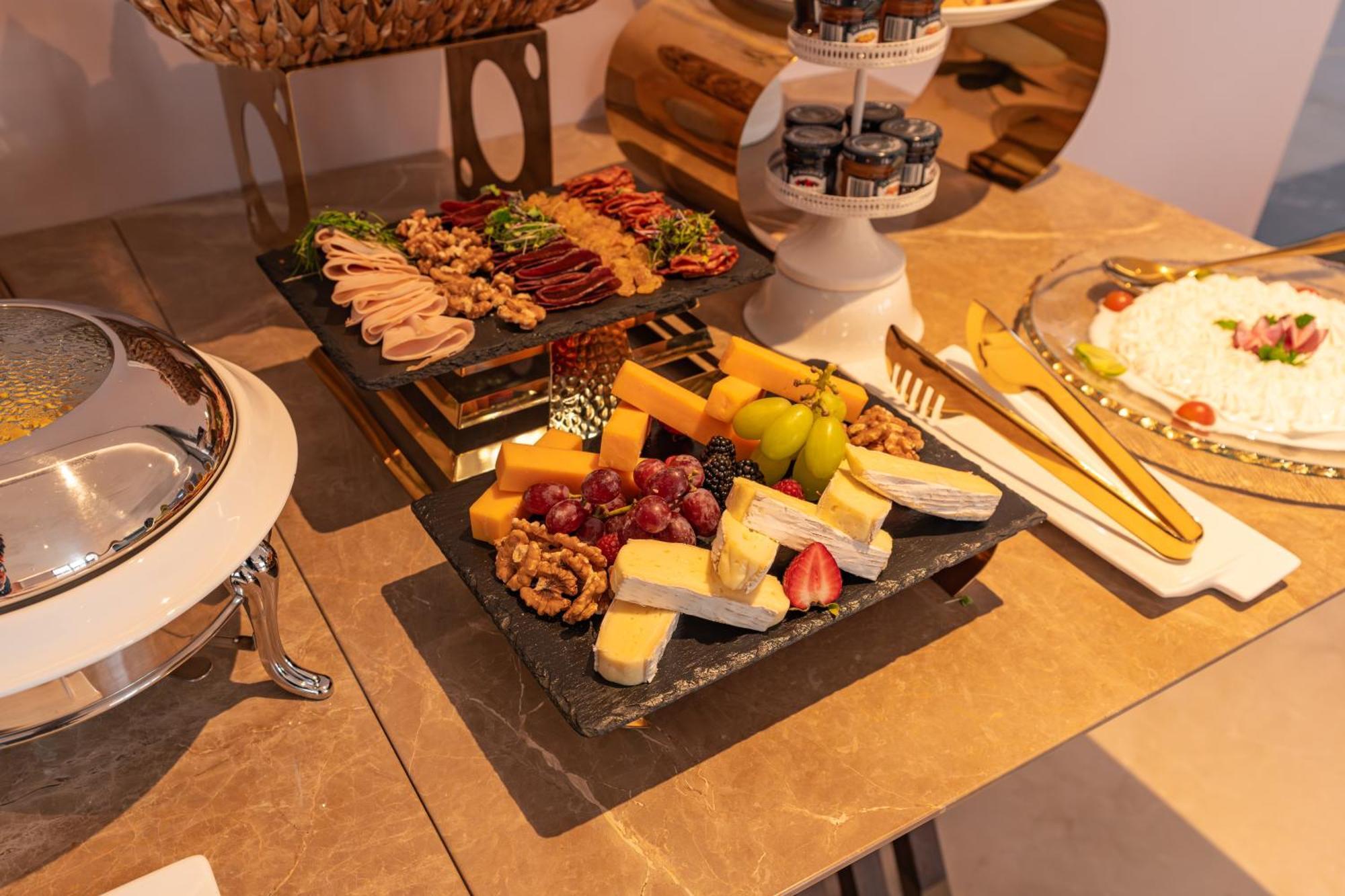 Vivienda Hotel And Villas, Diplomatic Quarter 리야드 외부 사진